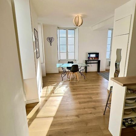 Wonderhost, Au Coeur Du Quartier Du Chateau По Екстер'єр фото